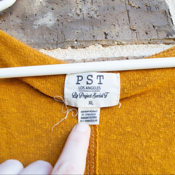 SOLD Cozy Project Social T top - Picture 2 of 3